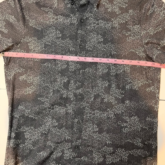 Michael‎ Kors Grey Floral Print Botton Down Short Sleeve Medium Trim Stretch - Picture 5 of 6